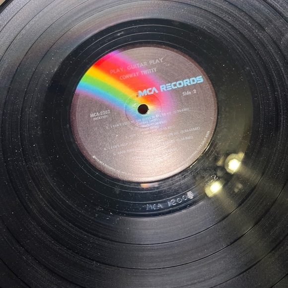 Conway Twitty - Play Guitar Play- vintage vinyl record from 1977 - Picture 7 of 9